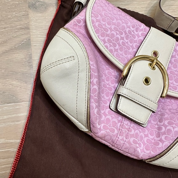 Coach Signature Soho Bag pink/gold purse - Picture 2 of 8